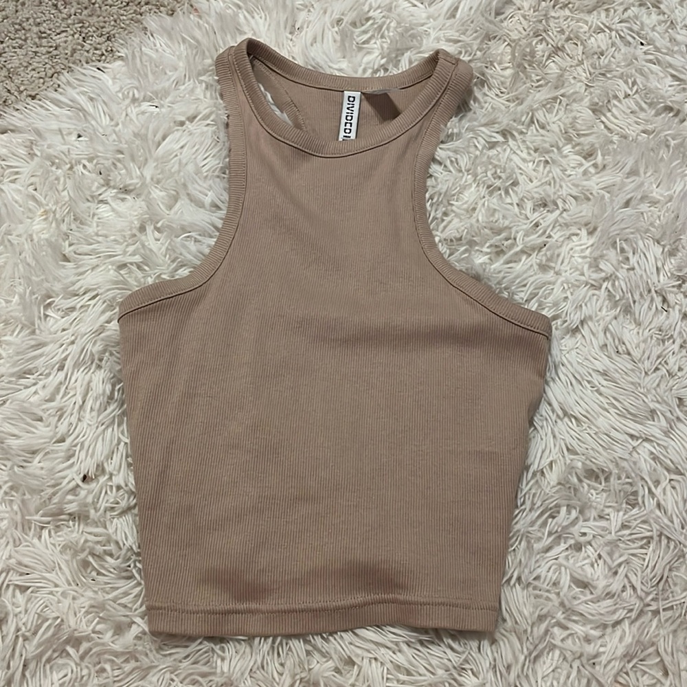 tan tank top